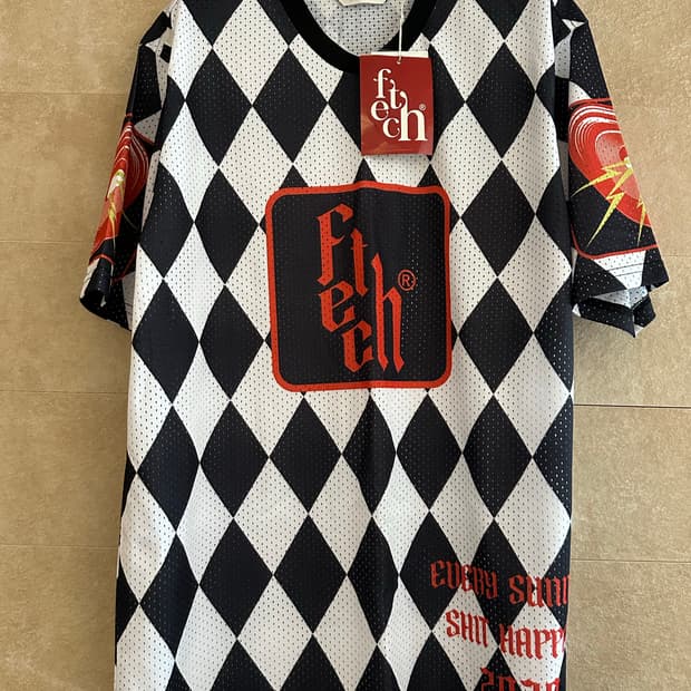 새상품) Fetch 다이아몬드 패턴 티셔츠 M