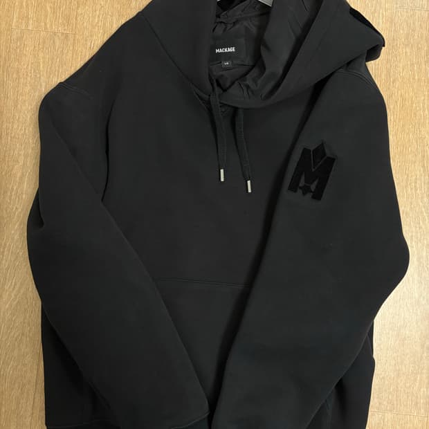 맥케이지 후드티