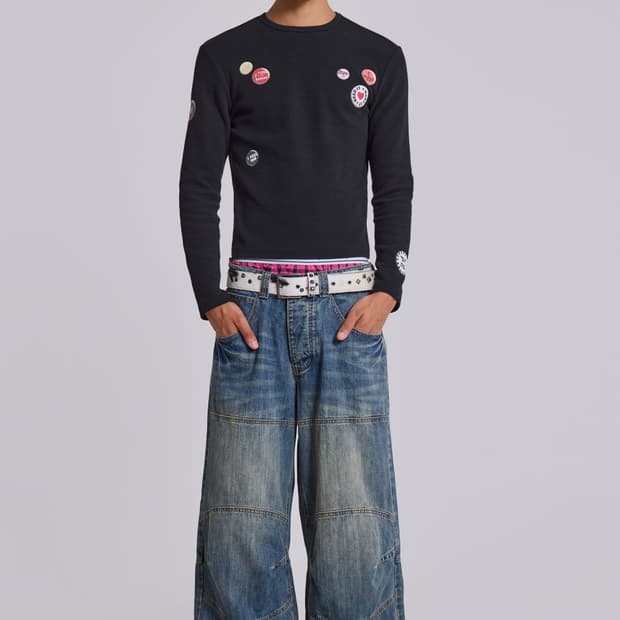 Jaded Man Badge Waffle 롱 슬리브 티셔츠