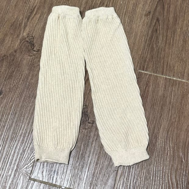 블랙업 레그워머