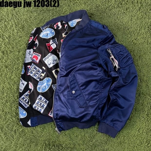 메종키츠네 양면 패딩