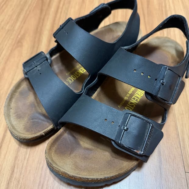 버켄스탁 샌들