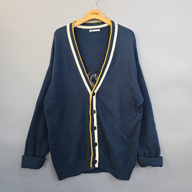 자라(ZARA) 디즈니 미키 니트 가디건 네이비 L