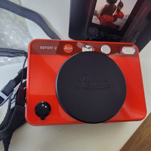 라이카 소포트2 폴라로이드 카메라