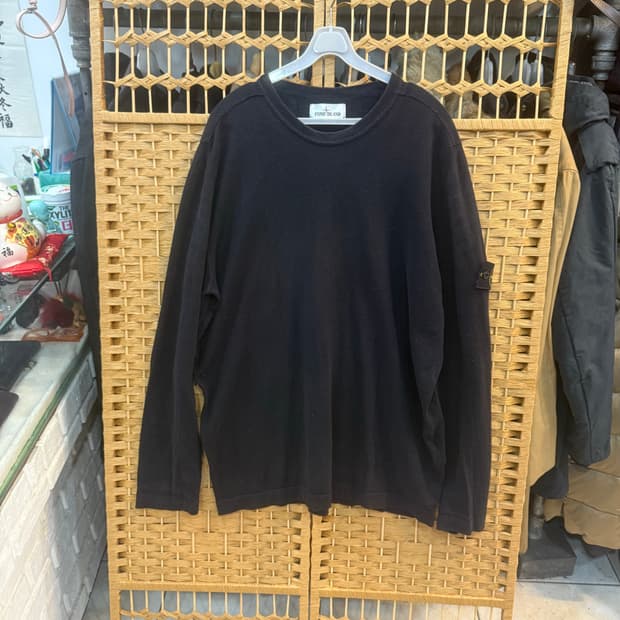 110/21fw 정품 스톤아일랜드 니트 팝니다