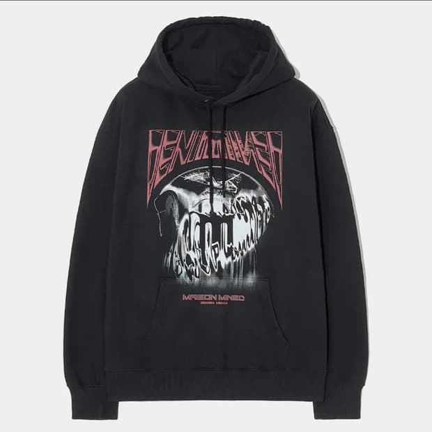 메종미네드 크롭 후드티 STICKY VIVID HOODIE BLACK