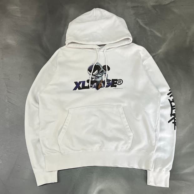 엑스라지 × MUTAFUKAZ 화이트 후드티 y18831