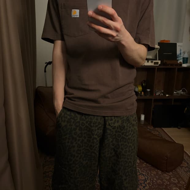 칼하트 브라운 반팔 M