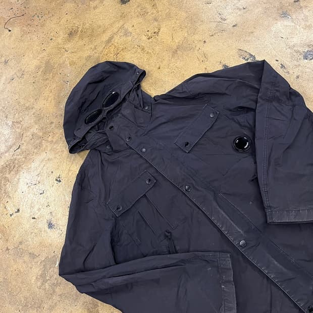 [정품/105] c.p컴퍼니 고글 후드 자켓 b16