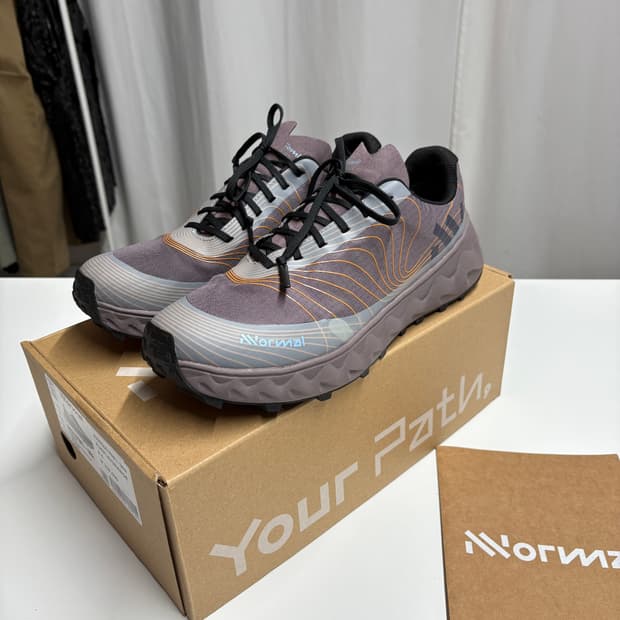 노말 토미르 01 워터프루프 트레일 러닝화