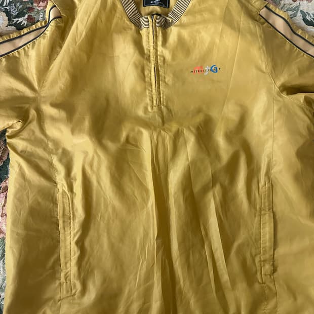 메트로시티 바람막이 