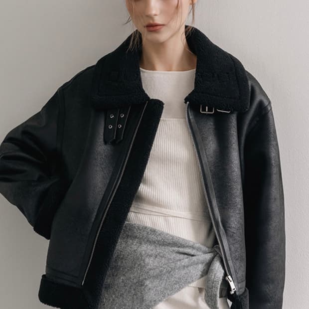 스탠카라 무스탕 Black s사이즈