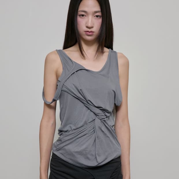 플레어업 Asymmetrical Sleeveless Gray