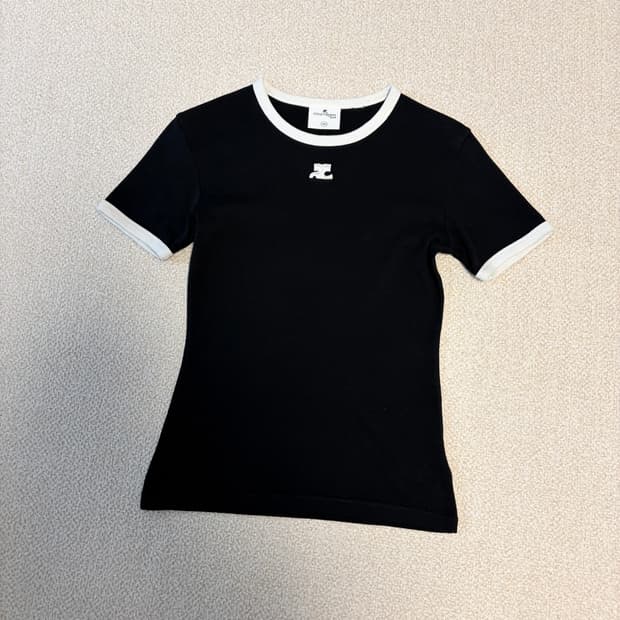 꾸레쥬 콘트라스트 반팔 티셔츠 블랙