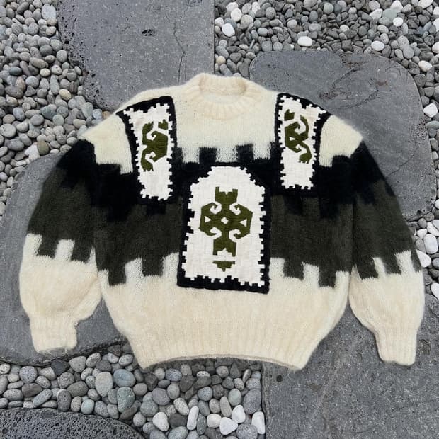 VINTAGE MOHAIR NATIVE PATTERN 빈티지모헤어니트