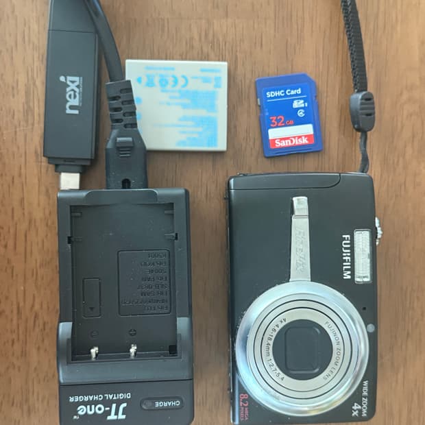 (킥플립 동화 디카) 후지필름 파인픽스 f480