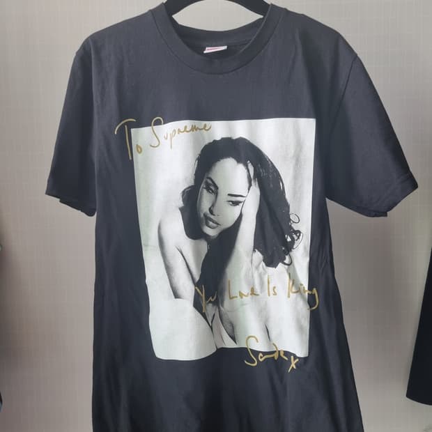 슈프림 샤데이 M