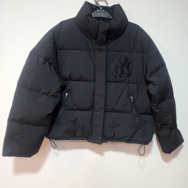 MLB 블랙 NY 숏패딩 S 90