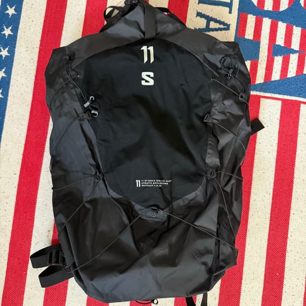 보리스비잔사베리 X 살로몬 백팩