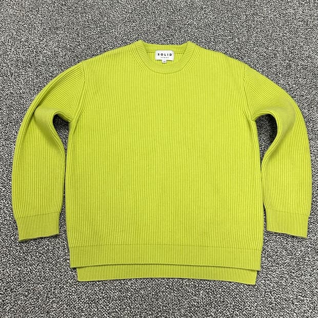 솔리드옴므 신형 케이블 니트 스웨터