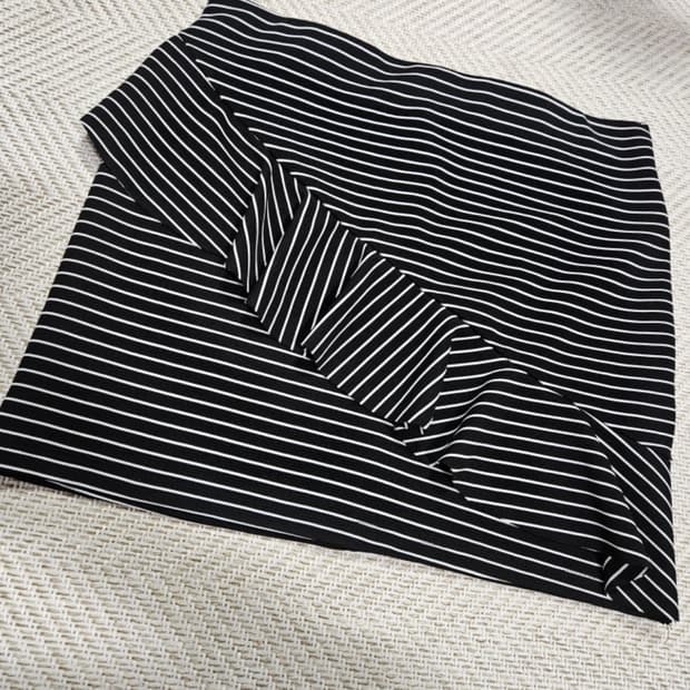 자라 스트라이프 밴딩스커트