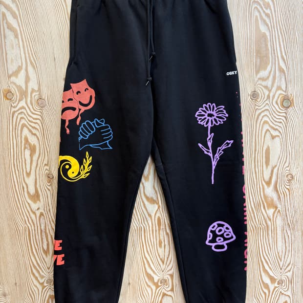 오베이 그래픽 트레이닝 조거팬츠