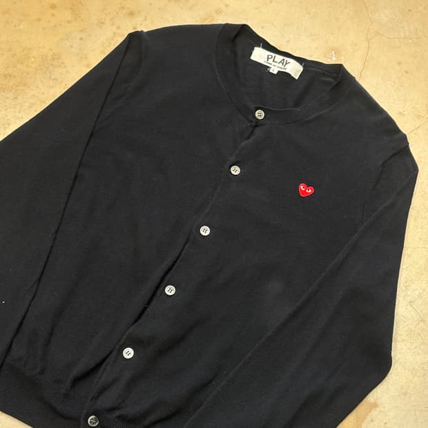 L 꼼데가르송 레드 와펜 여성용 블랙 가디건  