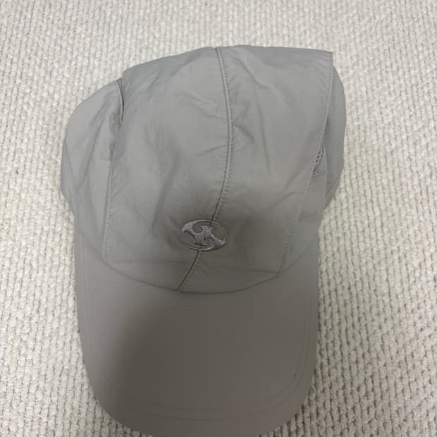 산산기어 윙캡 그레이 23ss