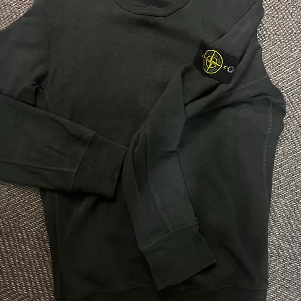 스톤아일랜드 블랙 맨투맨 L