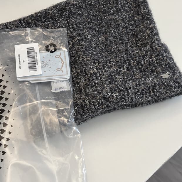 코이세이오 캣 비니 그레이