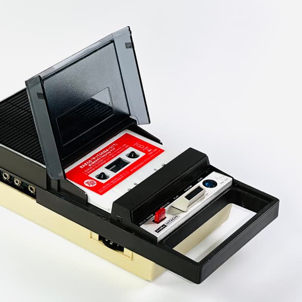 히타치 빈티지 포터블 카세트 플레이어 레코더