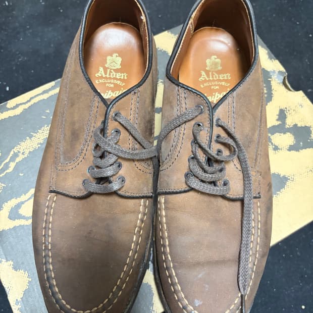 알든 유니페어 스웨이드 270