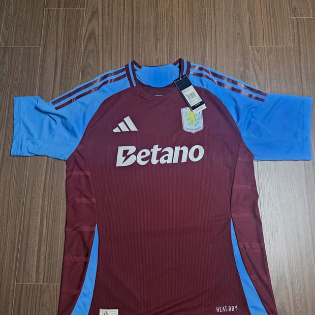 아스톤빌라 어센틱