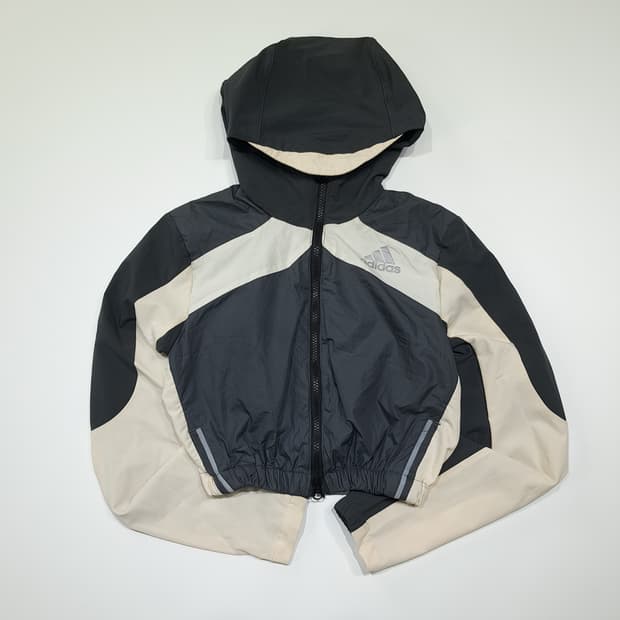 CL988 아디다스 해양재활용소재 그레이크림 크롭 바람막이 자켓
