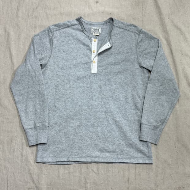 브론슨 배색 헨리넥 롱슬리브 XL