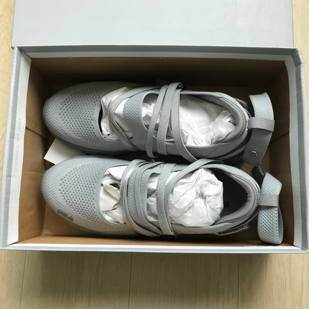 오호스 X 휠라 메리제인