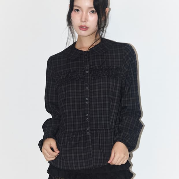 일리고 러플 라운드 체크 셔츠 네이비