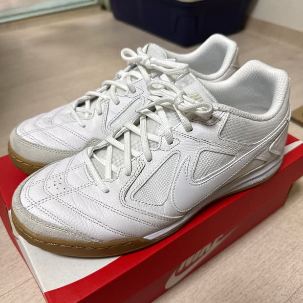 NIKE GATO