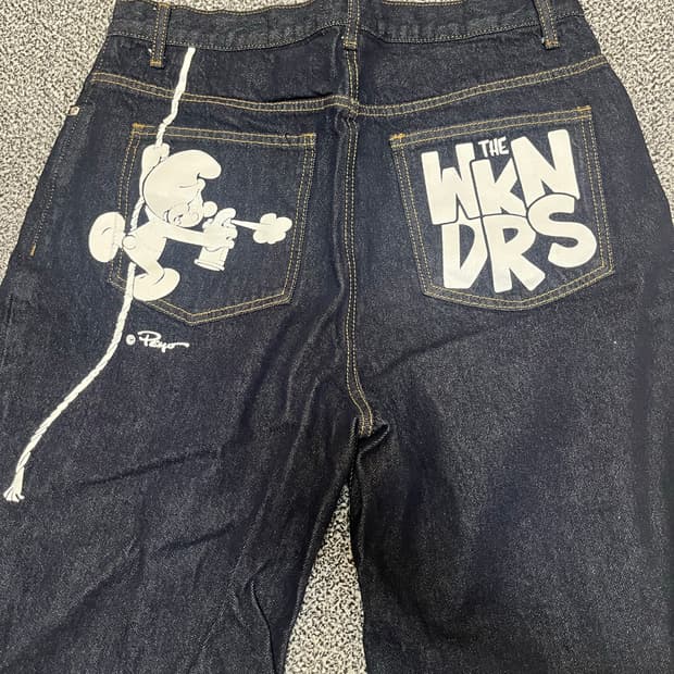 위캔더스 PAINTER DENIM SHORTS (DENIM)