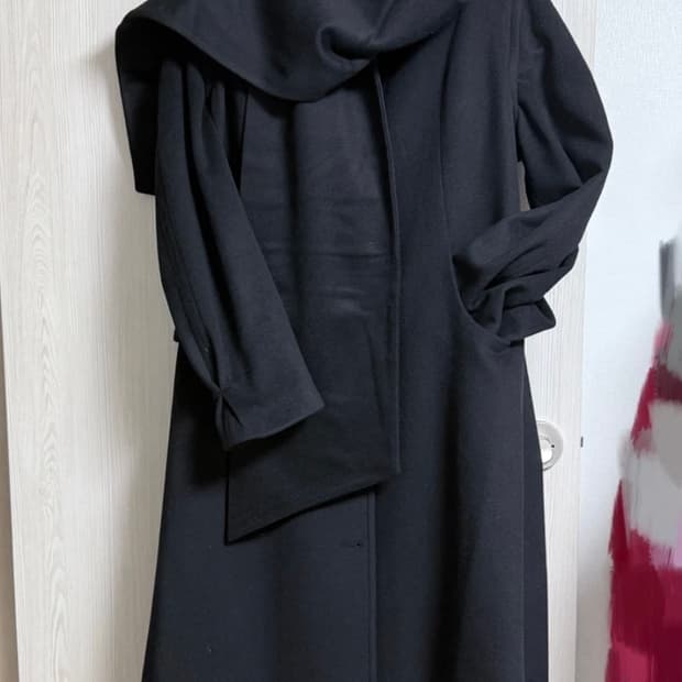 플로움 블랙 롱코트 3번입음