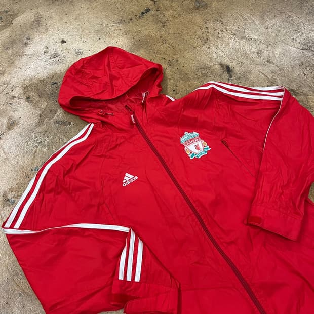 아디다스 리버풀 레드 바람막이 100