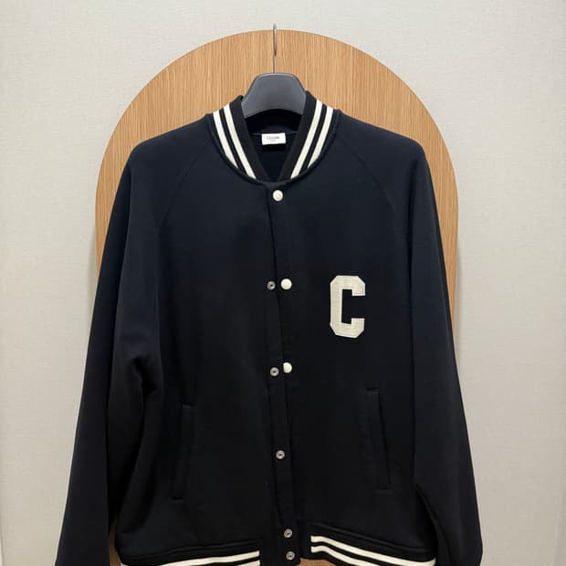 셀린느 플리스 컬리지 테디 자켓 블랙 화이트