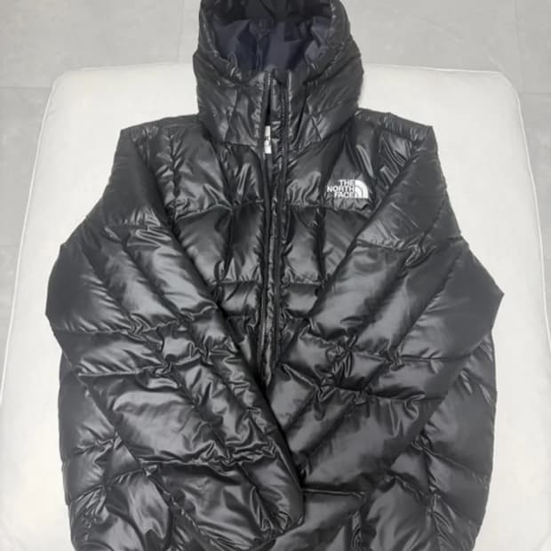 노스페이스 화이트라벨 웨이브 온볼 경량패딩 유광