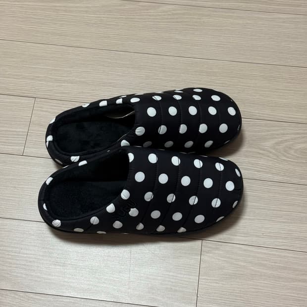 [새상품] SUBU 스부 도트 슬리퍼