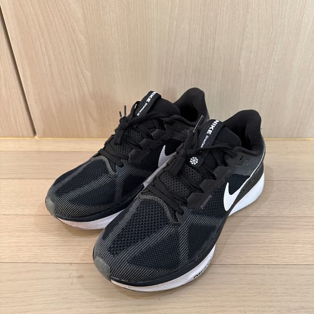 나이키 스트럭처25 러닝화 275