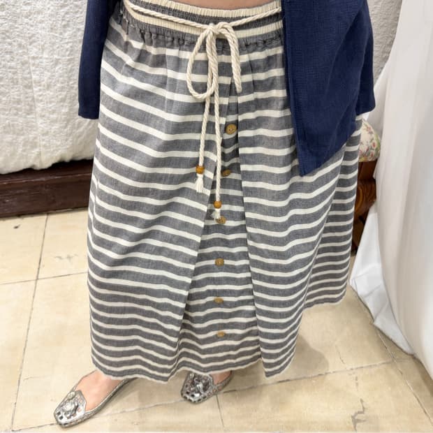 Soft stripe midi skirt