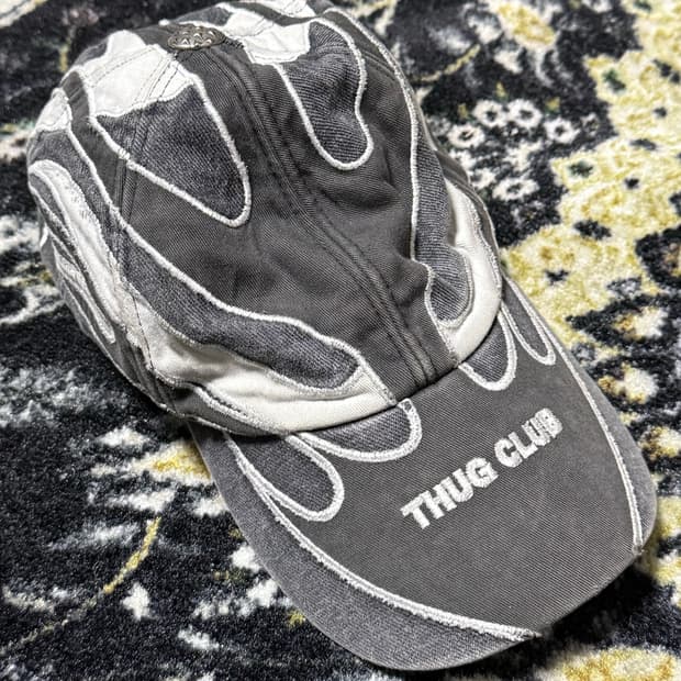 Thug Club 모자