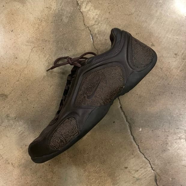 2005年 Nike Air Chikara Laser