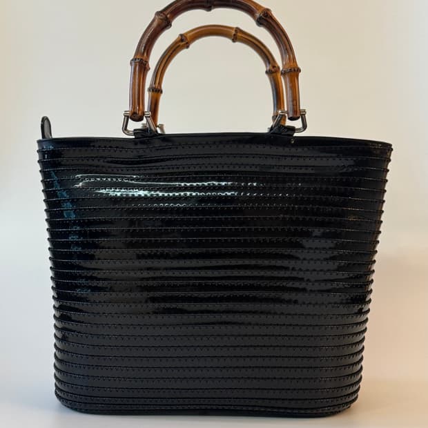 구찌(Gucci) 뱀부 에나멜 레더 토트백