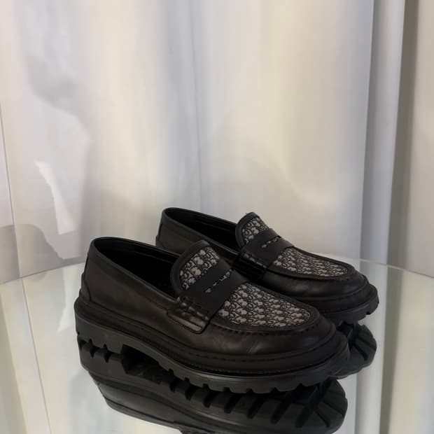 (41) 디올 오블리크 익스플로러 로퍼